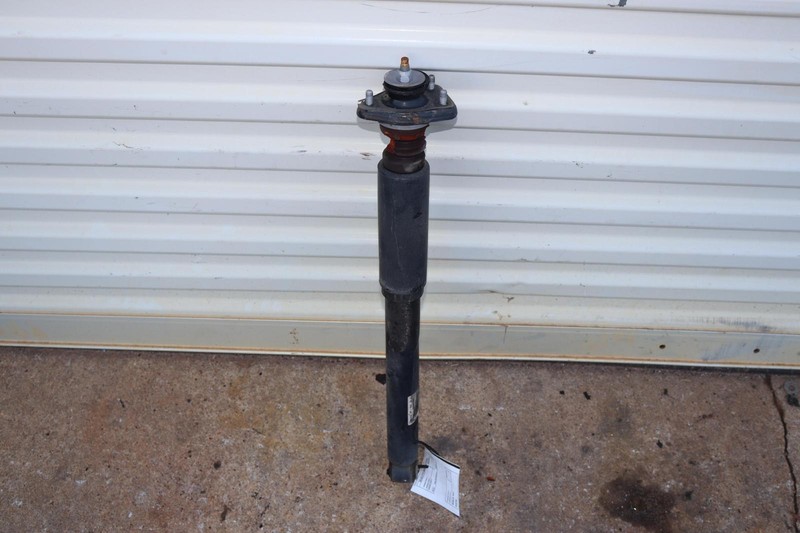 2009-2016 BMW Z4 RWD E89 REAR LEFT SIDE SUSPENSION SHOCK STRUT ABSORBER OEM