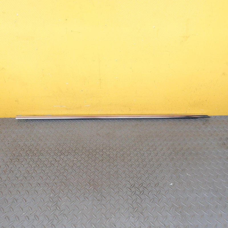 2021-2024 BUICK ENVISION FRONT RIGHT SIDE DOOR WINDOW BELT MOLDING OEM 85146263