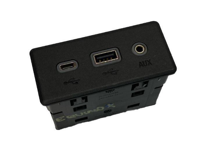 Chevrolet Equinox center console 19 24 usb c & auxiliar port outlet OEM 13512372