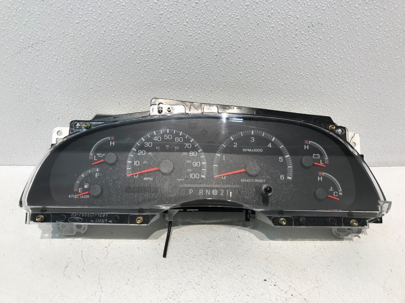 99-04 Ford Expedition F150 F250 Speedometer Cluster XL3F-10A855-AA