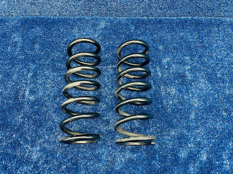 14 15 16 Lexus IS250 IS350 Rear Left & Right Coil Shock Spring Set RWD 1552 OEM
