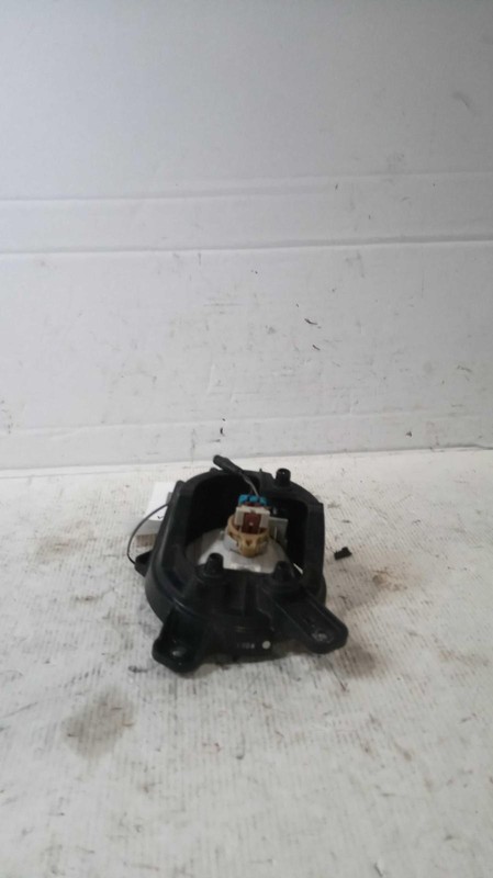 2017-2020 Chevrolet Sonic Left Fog Light Assembly Orange 639567 Used 63K Miles