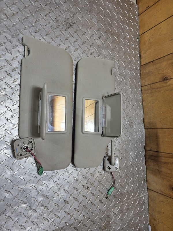 2010 2011 Ford Taurus SHO LH RH Sun Visor Set LH RH Oem