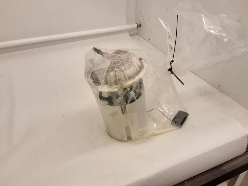 Fuel Pump Assembly 3.6L Fits 11-14 200 2619969
