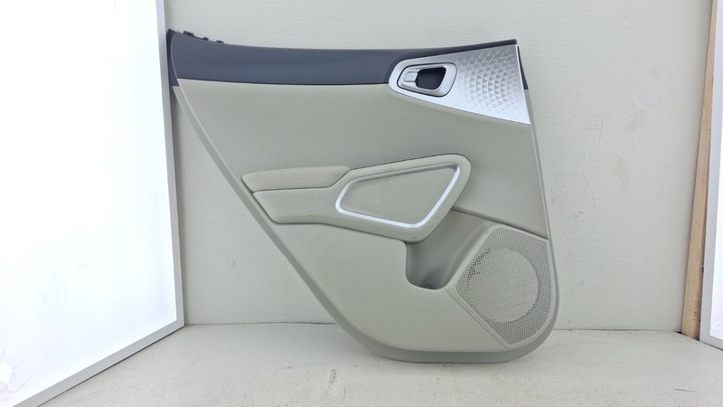 2020-2022 KIA SOUL REAR LEFT SIDE Door Panel TRIM COVER GRAYOEM