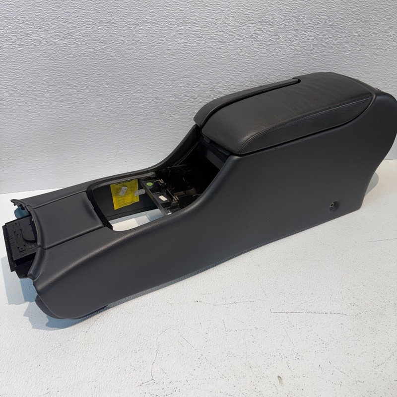 00 - 06 MERCEDES BENZ S430 S500 S600 BLACK CENTER CONSOLE storage cupholder OEM