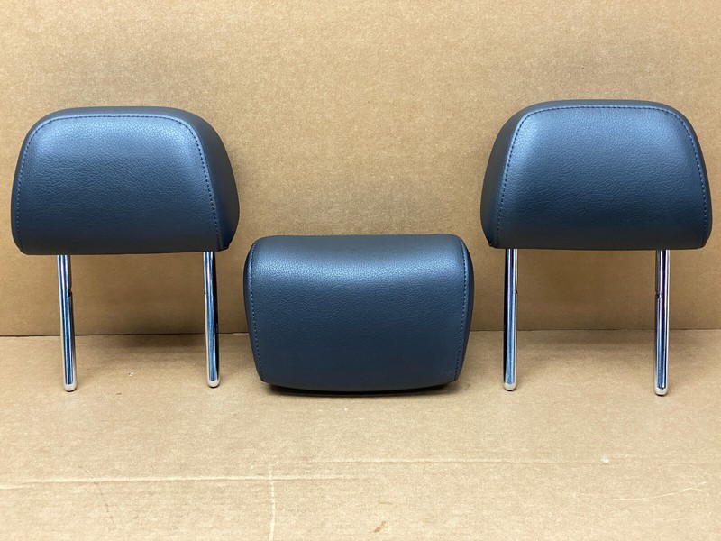 2012-2015 AUDI A6 REAR HEADREST SET OEM LOT704