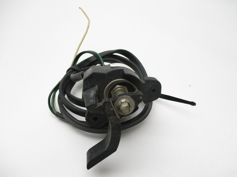 0586083 OMC Evinrude Johnson 25-35 HP Outboard Sending Unit Trim Sender 586083
