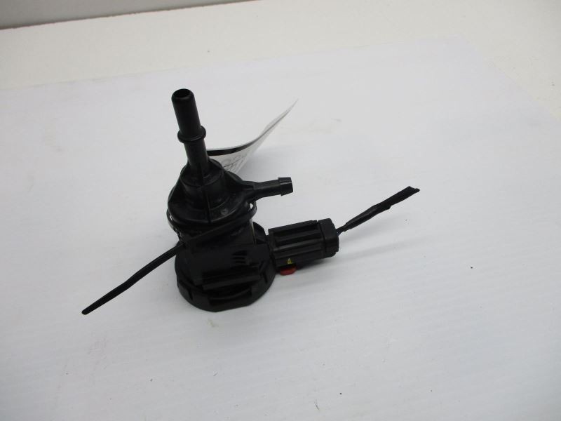 04891741AA GAS VAPOR PURGE VALVEFITS 2014-2016 JEEP PATRIOT 31103