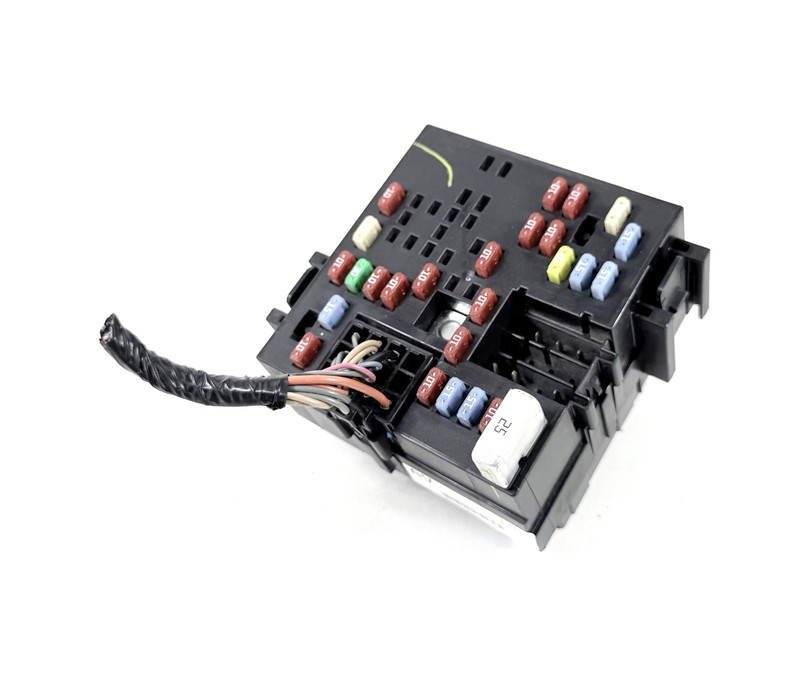 2006 Chevy Silverado 3500 Interior Under Dash Fuse Box Module 15266955-01 OEM