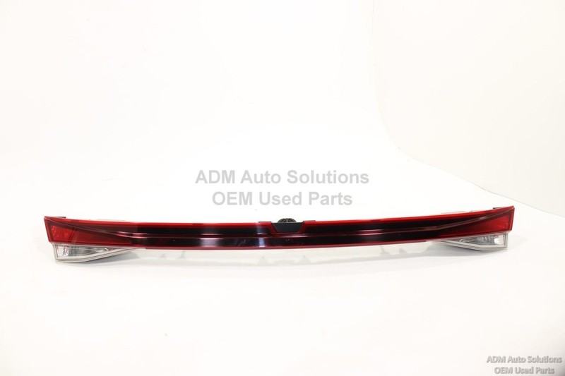 2021-2025 HYUNDAI ELANTRA Trunk Lid Center Tail Light Stop Brake Lamp Panel OEM