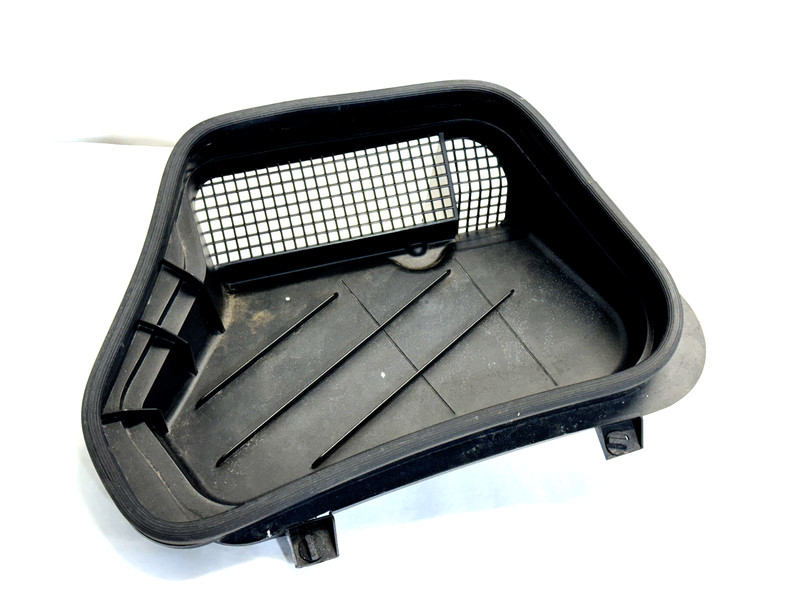 ✅ 2012-20 Mercedes-Benz SLC300 OEM AIR & WATER DUCT GRILLE COVER COWL RIGHT SIDE