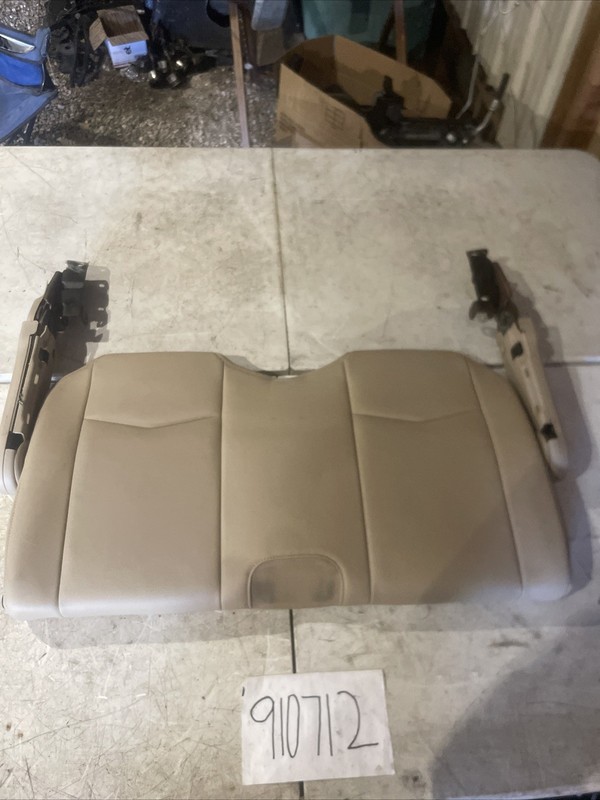 2004-2009 SRX 3.6L THIRD ROW SEAT BACK