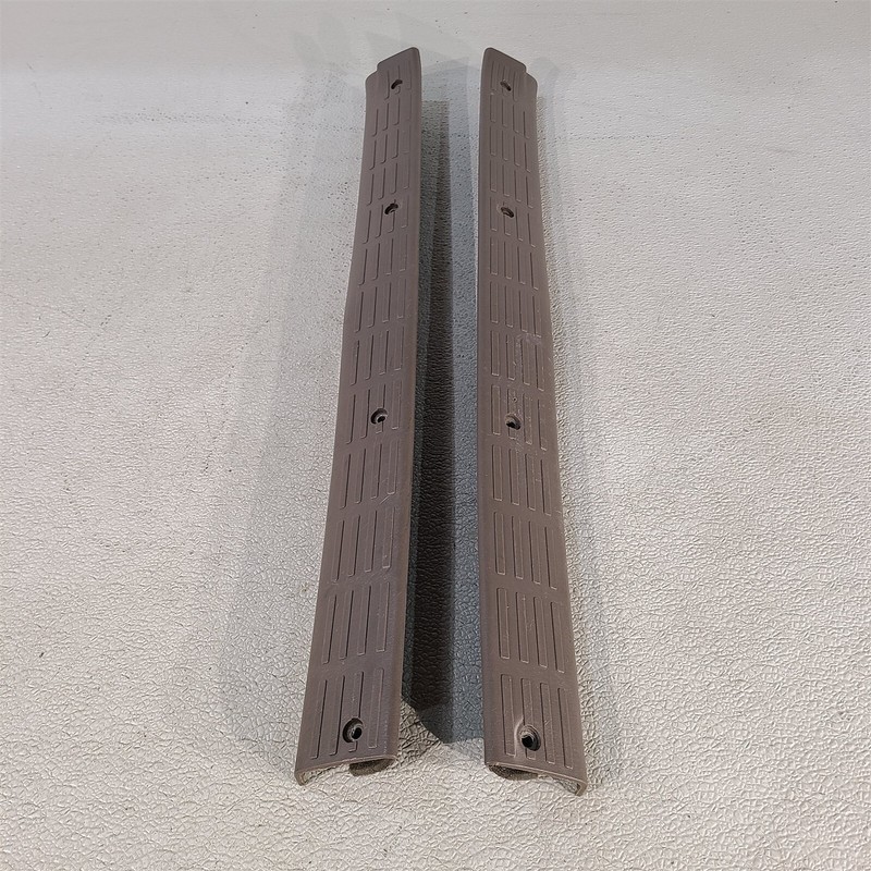 96-02 Toyota 4Runner Front Door Sill Trim Scuff Plate Set Brown Lh Rh Aa7487