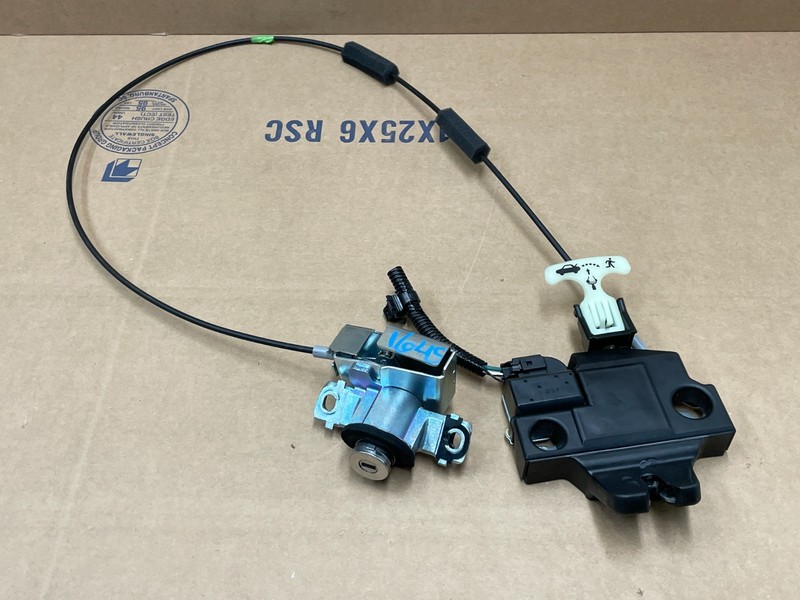 2021-2025 Lexus IS300 Rear Trunk Hatch Latch Actuator W/Key Lock 1645 OEM