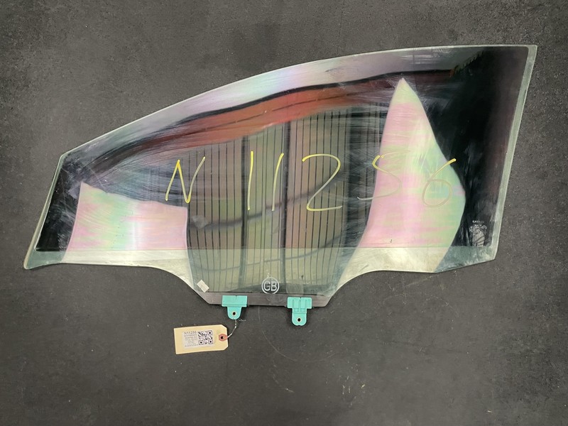 Front Right Door Window Glass 2019 Nissan Sentra 80300-9AM0A 2016 2017 2018
