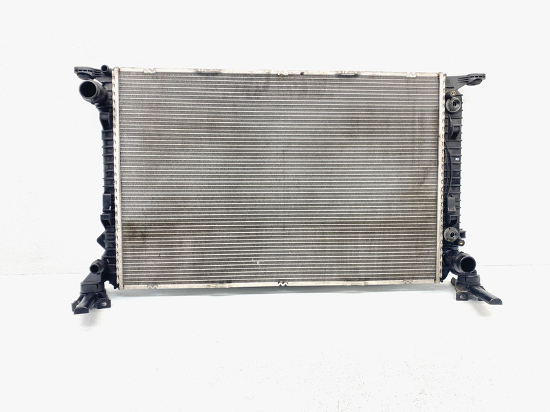 13 14 15 AUDI S5 B8 ENGINE COOLING RADIATOR OEM A0.52