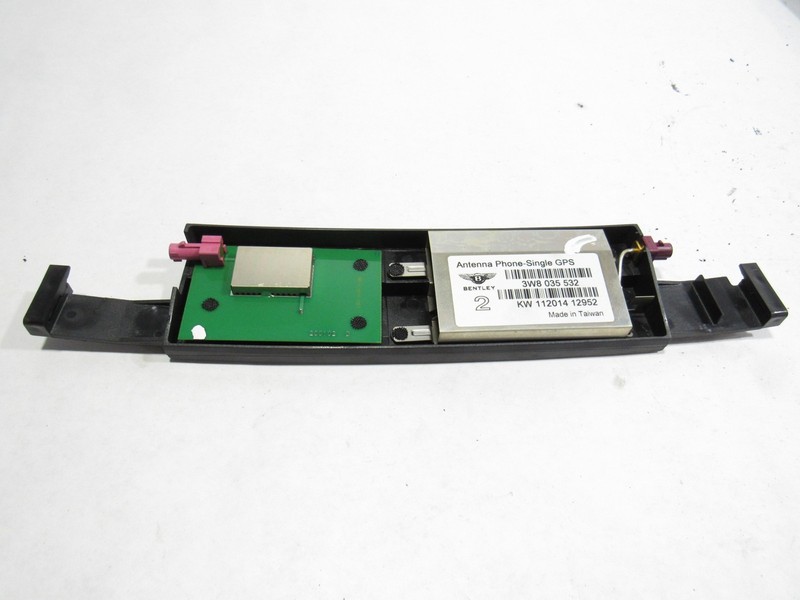 12-18 Bentley Continental GT W12 2015 Antenna Amplifier Control Module Unit ;:A
