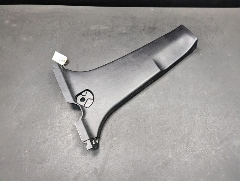 Center Left B Pillar Lower Trim Panel 2018 Toyota RAV4 62414-0R030-C0 2013- 2017