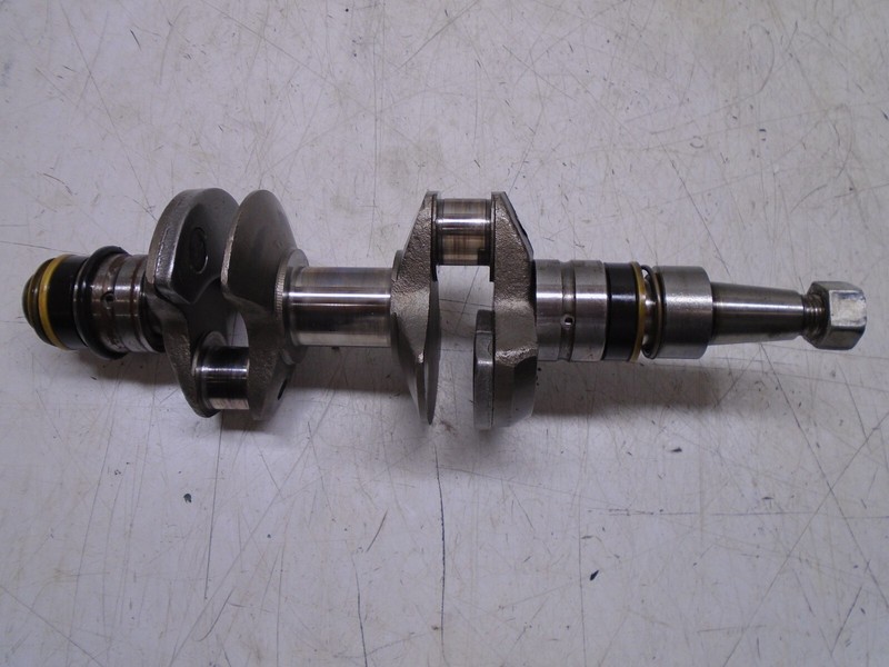 J4a Johnson QD-16 376380 Crankshaft 1955 10hp