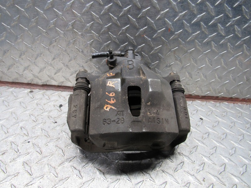 05 06 TOYOTA CAMRY RIGHT PASSENGER FRONT BRAKE CALIPER