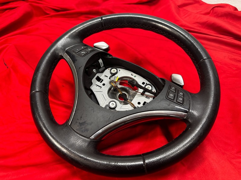 07-13 BMW E88 E90 E92 1/3 Series X1 M Sport Leather Steering Wheel w Paddle OEM✅