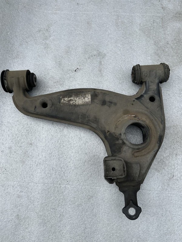 1994-1999 MERCEDES S500 S600 S420 W140 RIGHT FRONT LOWER CONTROL ARM 1403307107