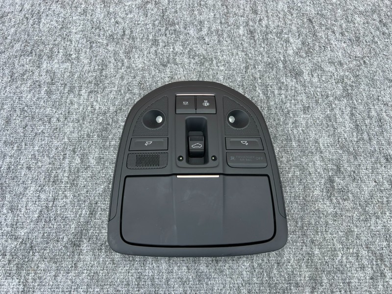 GENESIS G70 2019-2026 OEM ROOF OVERHEAD DOME READING LIGHT ASSEMBLY (BLACK)