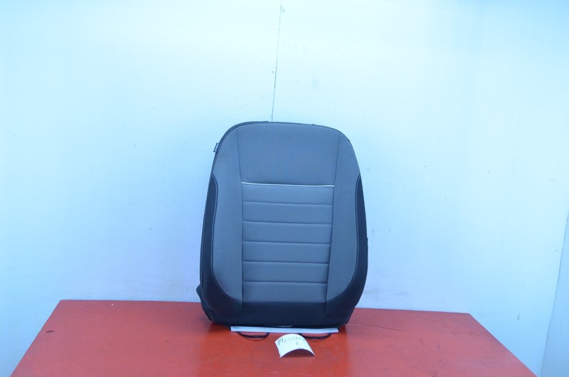13-16 FORD ESCAPE FRONT RIGHT PASSENGER SIDE SEAT UPPER CUSHION OEM
