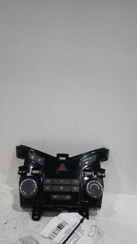 Used A/C Selector Switch fits: 2013 Chevrolet Cruze w/heated seat opt KA1 w/o au