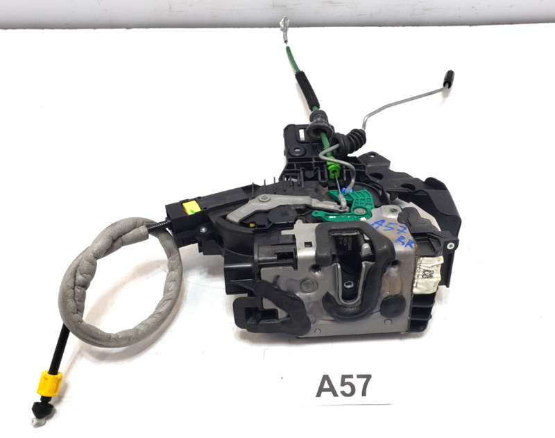 ✅ 15-21 OEM Mercedes W205 C63 C300 Rear Right Passenger Door Lock Latch Actuator