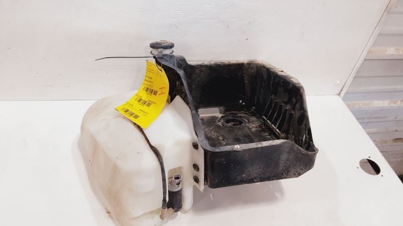 Wash Reservoir Includes Pump Fits 09-14 FORD F150 PICKUP 3207940