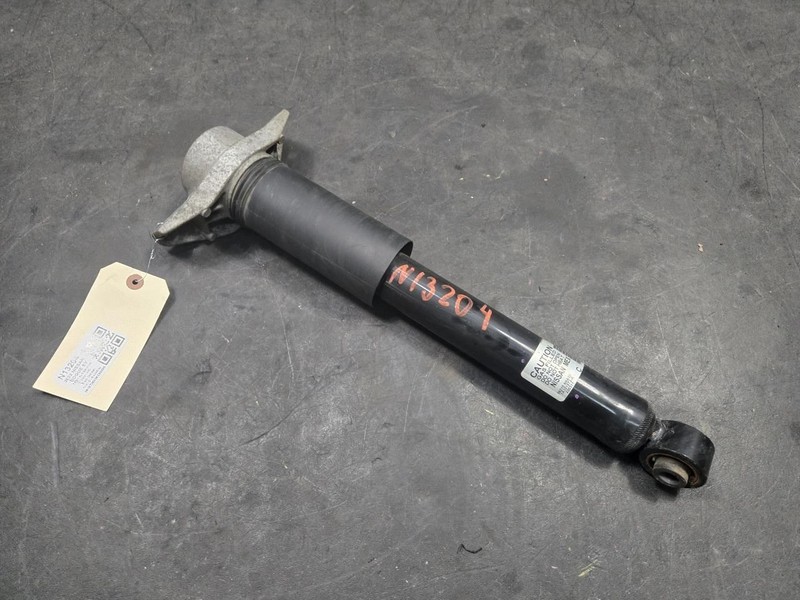 Rear Left Shock Absorber 2022 Nissan Rogue 56210-6RA1D 2021 2023 2024 2025