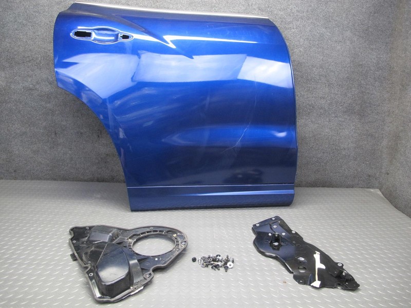 2017-2020 MASERATI LEVANTE M161 REAR RIGHT PASSENGER SIDE DOOR SHELL PANEL BLUE