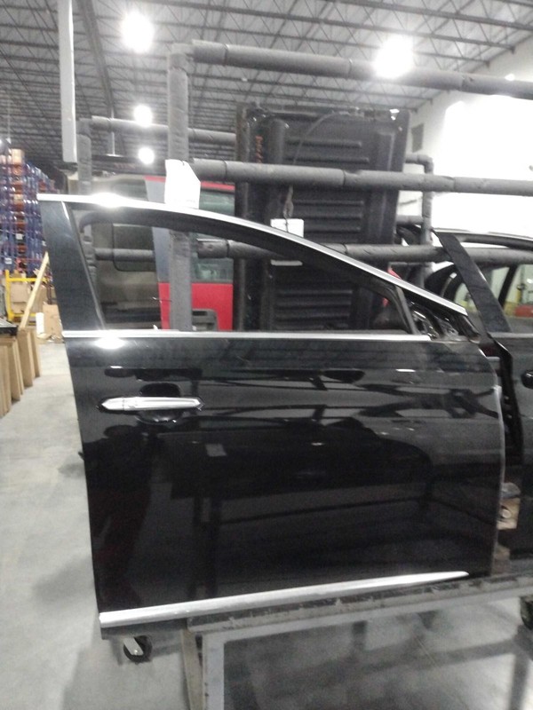 2017 Cadillac XTS Right Front Door Black OEM Good Condition 4DR Sedan