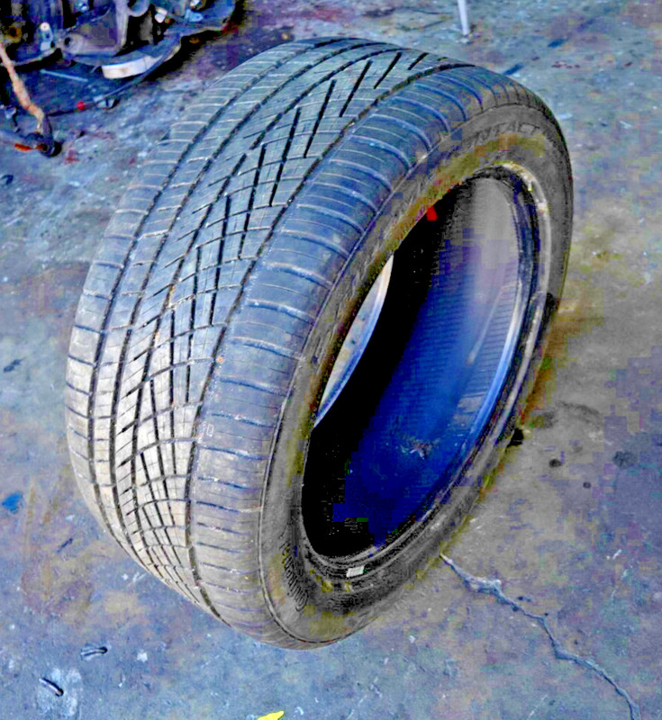 275/45ZR19 Continental Extreme Contact DWS06 Plus 108W Used 8.25/32