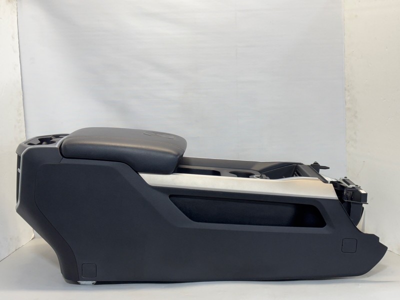 ✅2019-2024 RAM 1500 LARAMIE FLOOR CENTER CONSOLE 2 USB PANEL BLACK 5TH GEN OEM