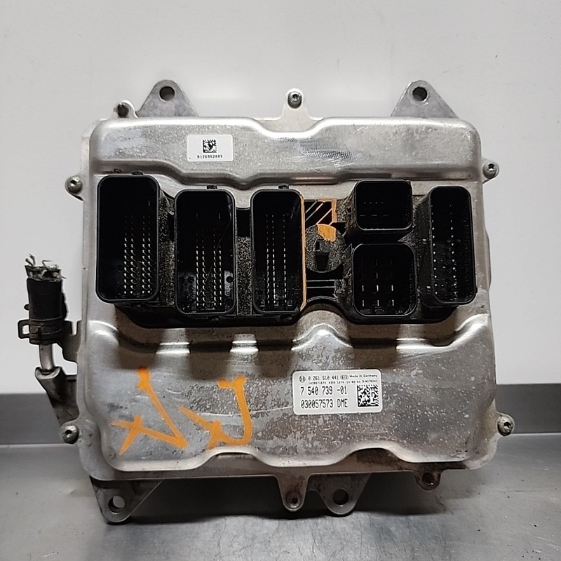 Engine ECM Control Module Fits 14-19 BMW 550i 650i X5 X6 750i 7 540 739 7540739