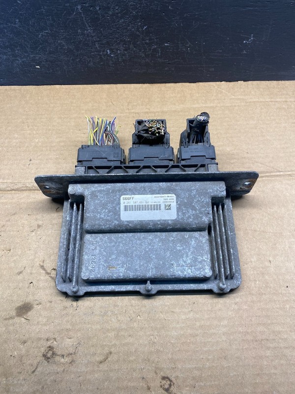 2011 2012 Ford Van E150 E250 5.4L Engine Control Module Unit ECU AD3470 DG