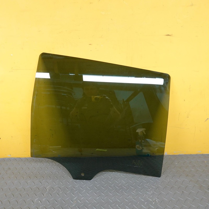 2022-2024 FORD MAVERICK REAR RIGHT DOOR WINDOW GLASS OEM 13509YP NZ6Z6025712A