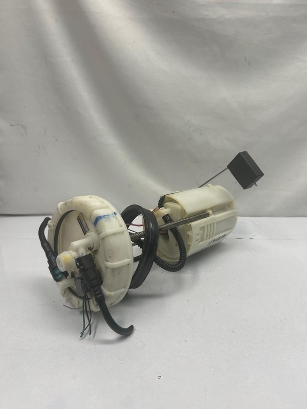 2018 2019 2020 2021 2022 2023 2024 Chevy Traverse fuel pump assembly FWD