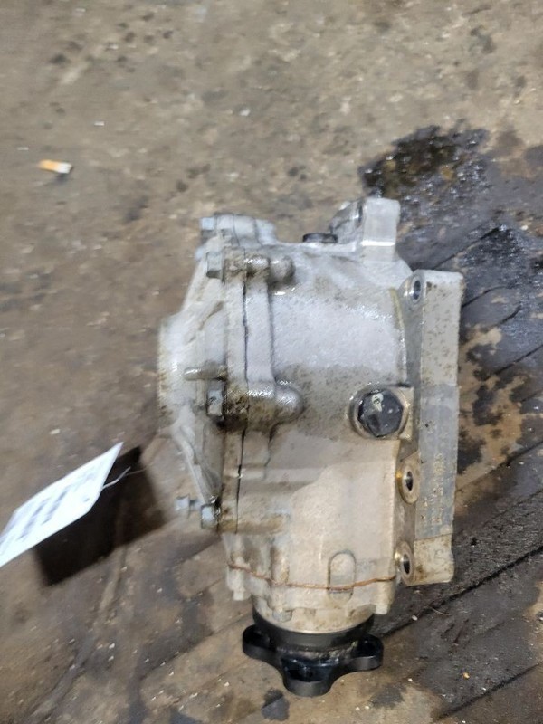 Differential Carrier Front Sedan 3.8L Fits 15-16 GENESIS 1671725