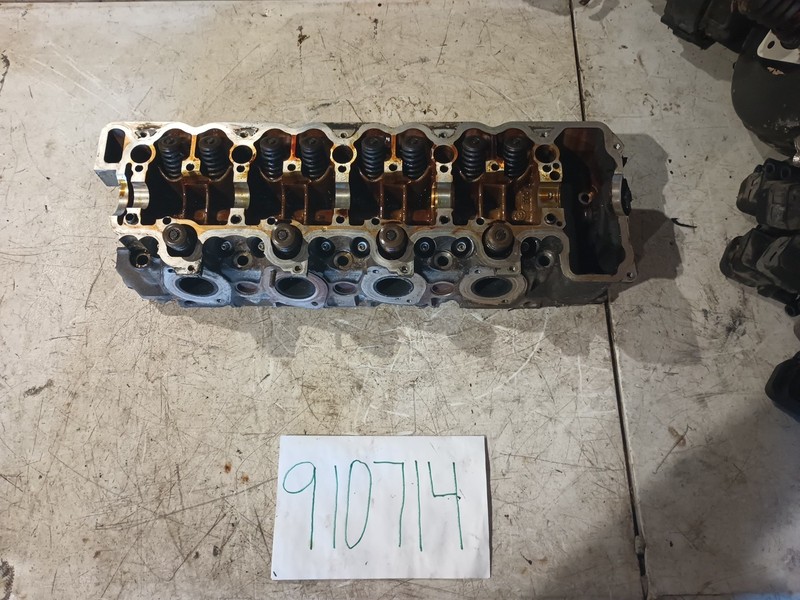 98-05 Mercedes Benz W163 ML500 S500 Engine Right Cylinder Head Right 1130161701