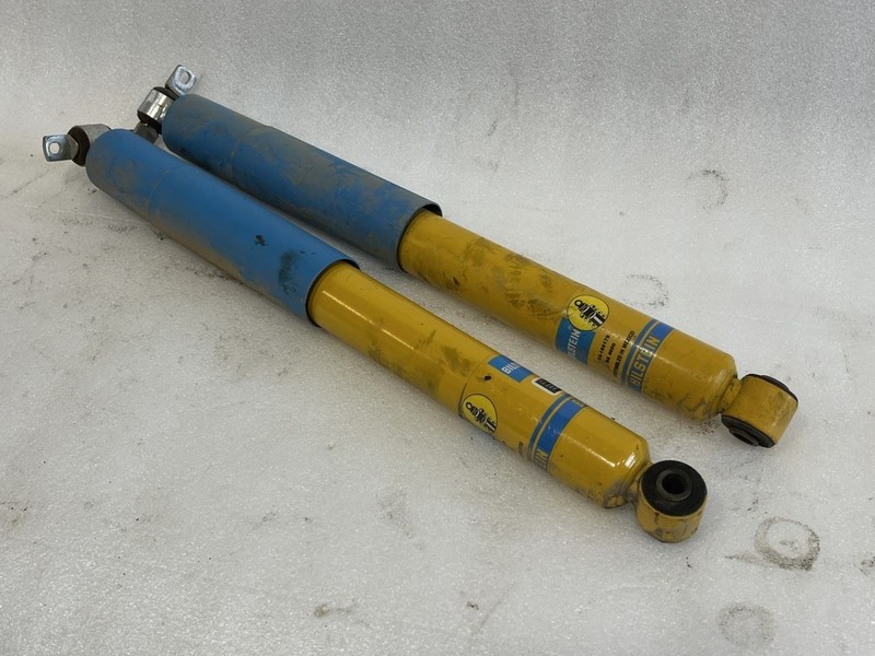 2004 2005 2006 2007 2008 CHEVROLET COLORADO REAR SHOCK ABSORBERS BILSTEIN 4x4