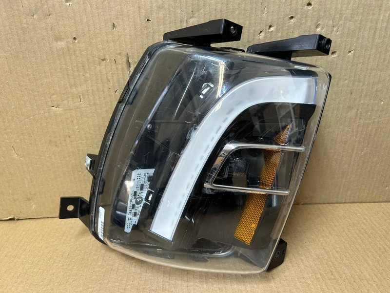 ✅ 2016-2020 Tesla Model XLeft Fog Lamp 1034326-00-C