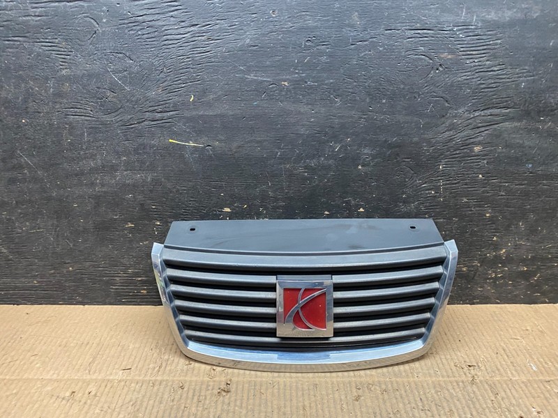 2004 2005 2006 Saturn Vue Front Upper Grille Grill Oem T9501 DG