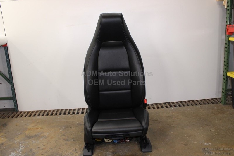 2014-19 MERCEDES CLA250 Front Right Passenger Seat Assembly OEM / Black / Lither