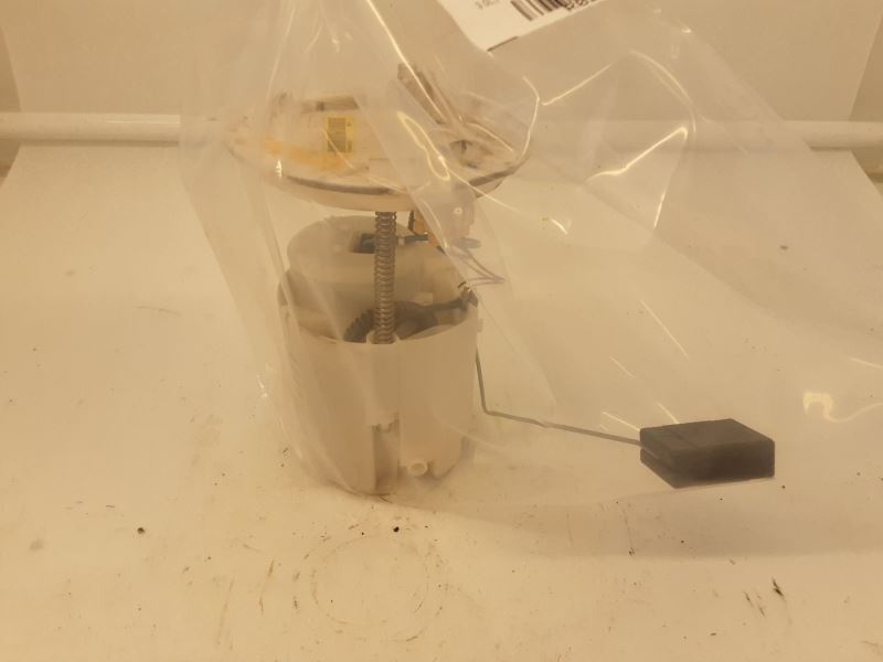 Fuel Pump Assembly 3.0L FWD Thru 09/03/06 Fits 06-07 FUSION 2165906