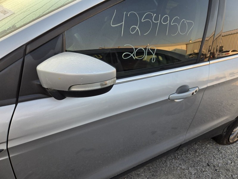 Driver Front Door Electric Windows With Automatic Up Fits 16-19 ESCAPE 3540354