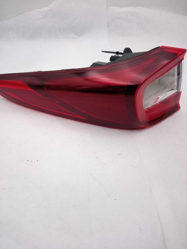 Used Left Tail Light Assembly fits: 2020 Acura Rdx quarter panel mounted Left Gr